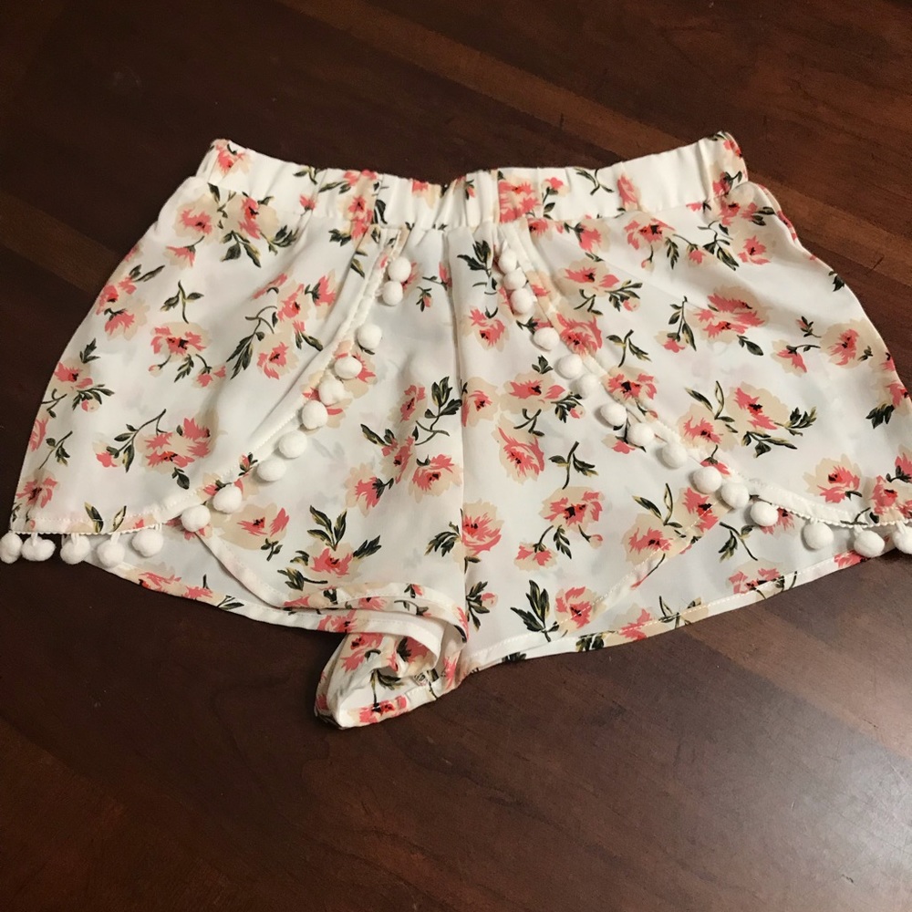 🌸Shorts Set🌸 - Picture 5 of 7